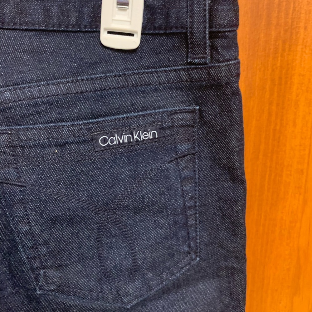 Calvin Klein Jeans - Picture 3 of 6